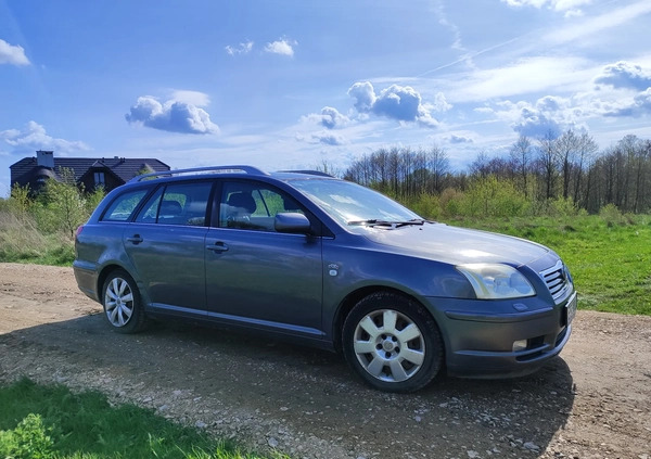 Toyota Avensis cena 6100 przebieg: 442000, rok produkcji 2003 z Złocieniec małe 106